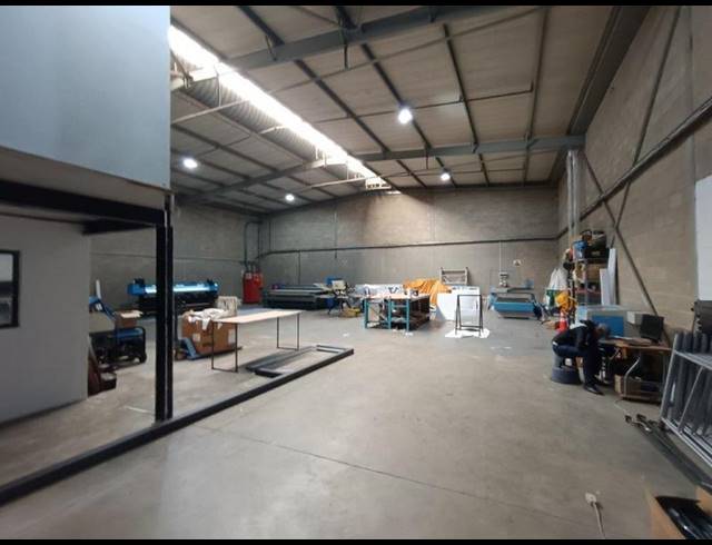 INDUSTRIAL PROPERTY TO RENT IN KYA SANDS